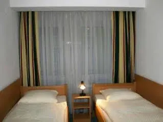 Hotel Paris Düsseldorf
